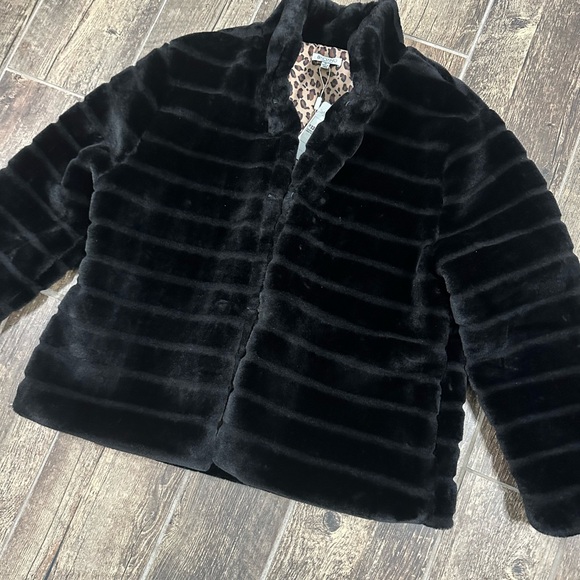 NWT Baciano Amelia Faux Fur Coat - Picture 6 of 10